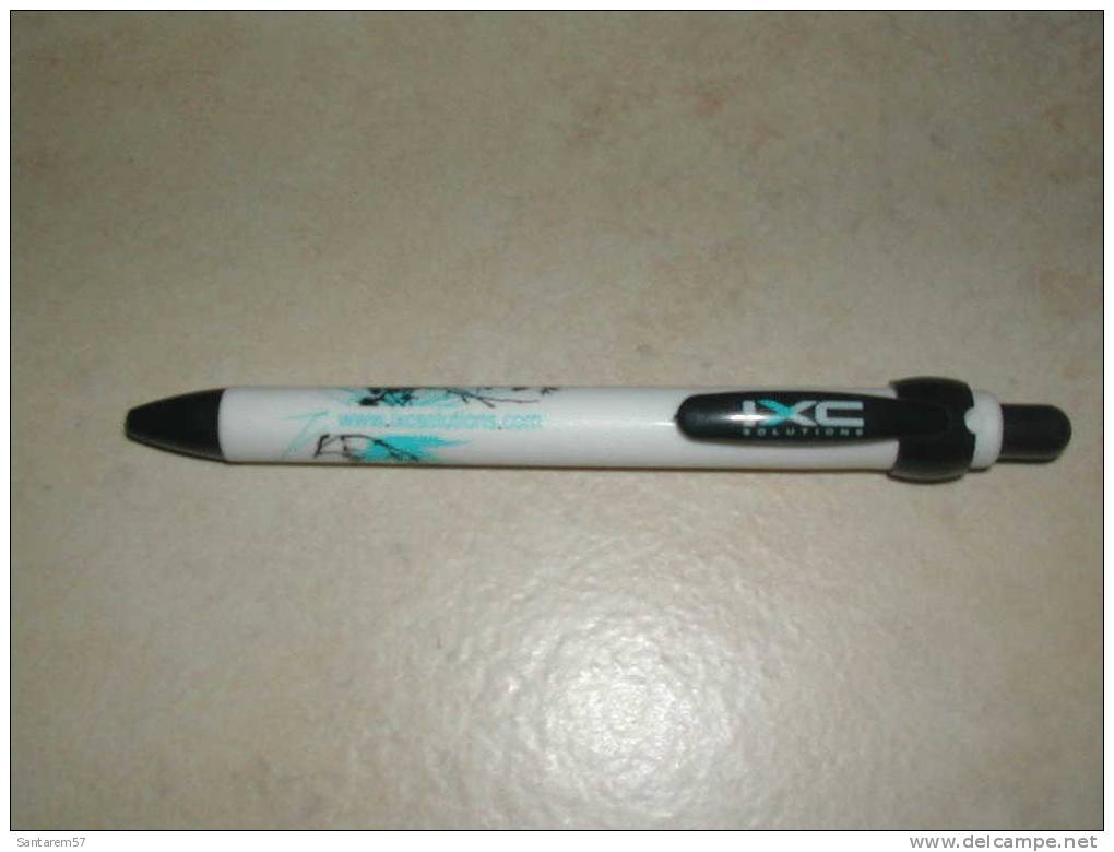 Stylo Publicitaire Advertising Pen IXC SOLUTIONS Matériel Biodégradable Hormis Recharge Et Ressort - EN13432 FRANCE - Schreibgerät