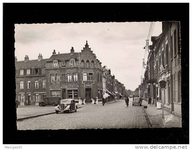 Armentières Place Chanzy & Rue Des Déportés édit.reai Photo CAP N° 3 Automobiles Citroen Traction ...,café Chanzy - Armentieres