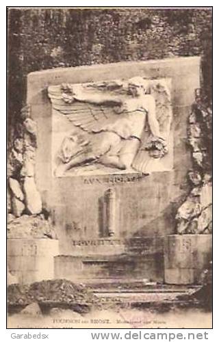 CPA De TOURNON SUR RHONE - Monument Aux Morts (cliché J. Malet). - Tournon