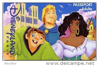 @+ Passeport Disneyland Paris N°68 - Le Bossu (Adulte) - Disney Passports