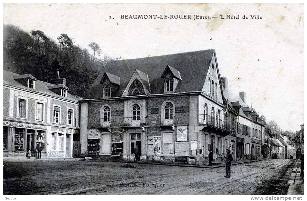 L'hotel De Ville - Beaumont-le-Roger