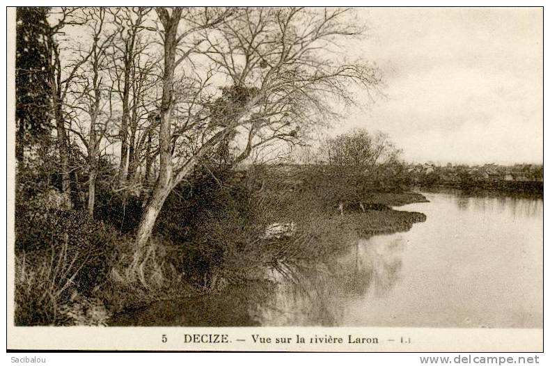 5 DECIZE  - Vue Sur La Rivière Laron - Decize