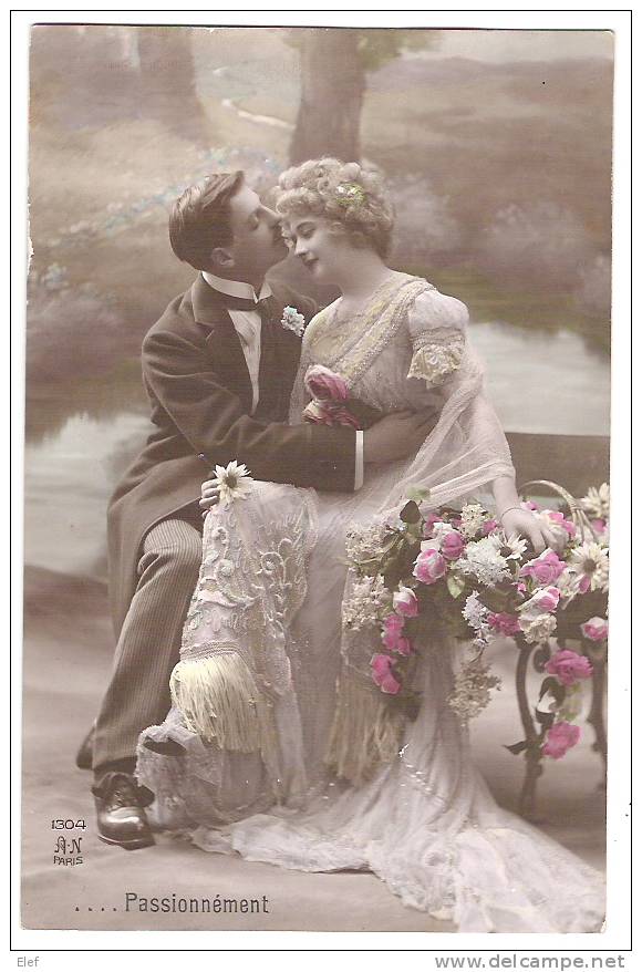 Couple D´Amoureux: Série 5 Cartes;"Que Dit La Marguerite?/Je T'aime/Beaucoup/ Tendrement/ Passionnément "ed AN,vers 1910 - Zonder Classificatie