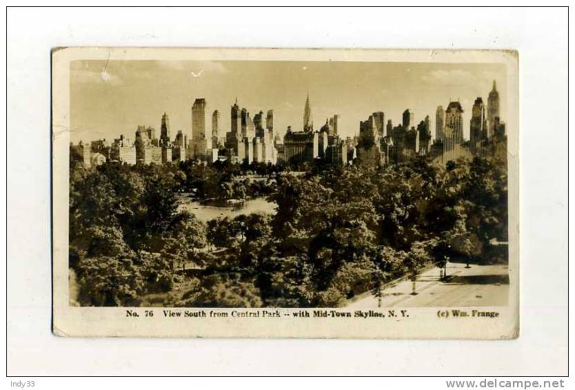 - ETATS UNIS NY . NEW YORK CITY . VIEW SOUTH FROM CENTRAL PARK WITH MID-TOWN SKYLINE. - Central Park