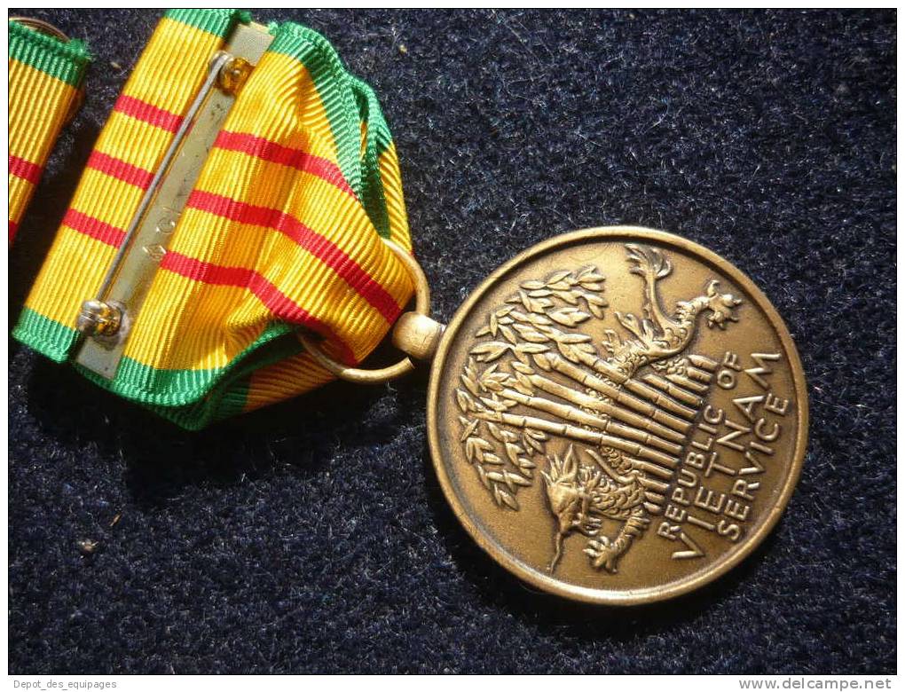 MEDAILLE   U.S.A.    VIETNAM  Fabrication 1969 + BOITE  état Neuf 100% !! - Stati Uniti