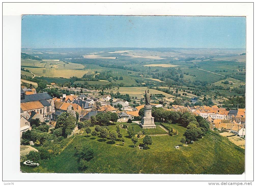 CHATILLON SUR MARNE  -  Vue Générale Aérienne, Au 1er Plan, La Statue Du Pape Urbain II - - Châtillon-sur-Marne