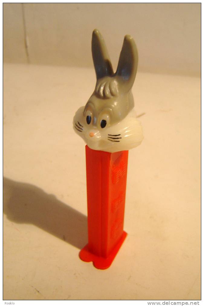 PEZ DISTRIBUTEUR / ANCIEN / BUGS BUNNY / TRES BEL ETAT - Pez