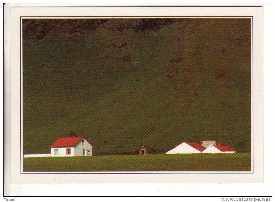 CPM Iceland Skogafos Whites Houses - Islande