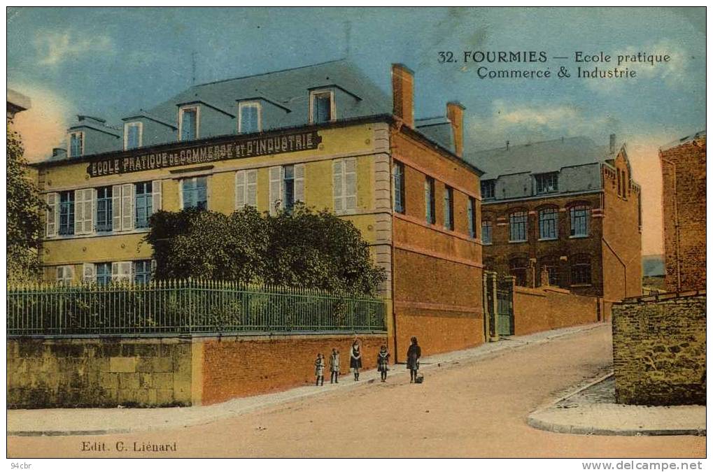 CPA (59)  FOURMIES   Ecole Pratique Commerce Et Industrie - Fourmies