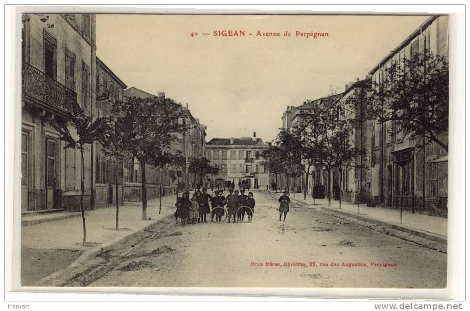 SIGEAN - L'avenue De Perpignan, Belle Animation Enfantine - Ed. Brun,  N° 42 - Sigean