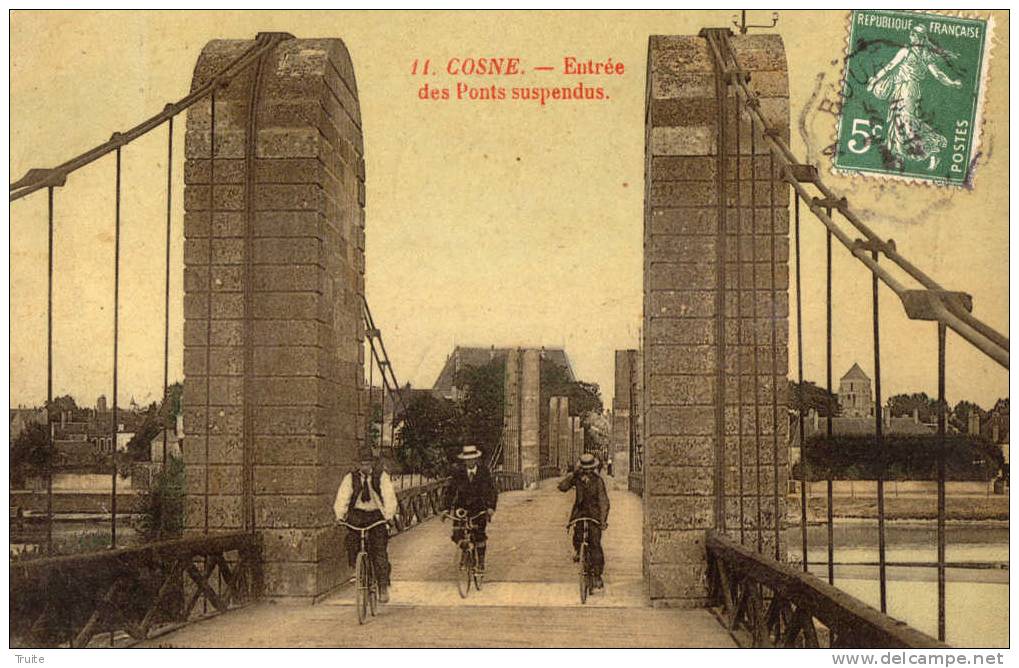 COSNE-COURS-SUR-LOIRE ENTREE DES PONTS SUSPENDUS ANIMEE  CARTE GLACEE - Cosne Cours Sur Loire