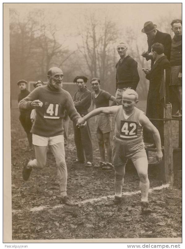 PHOTO ATHLETISME - RELAIS DES VIEUX - Atletiek