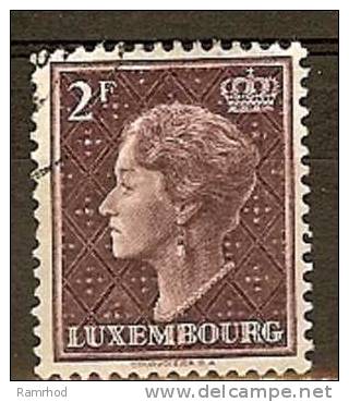 LUXEMBOURG 1948 Grand Duchess Charlotte - 2f - Purple FU - 1948-58 Charlotte Linksprofil