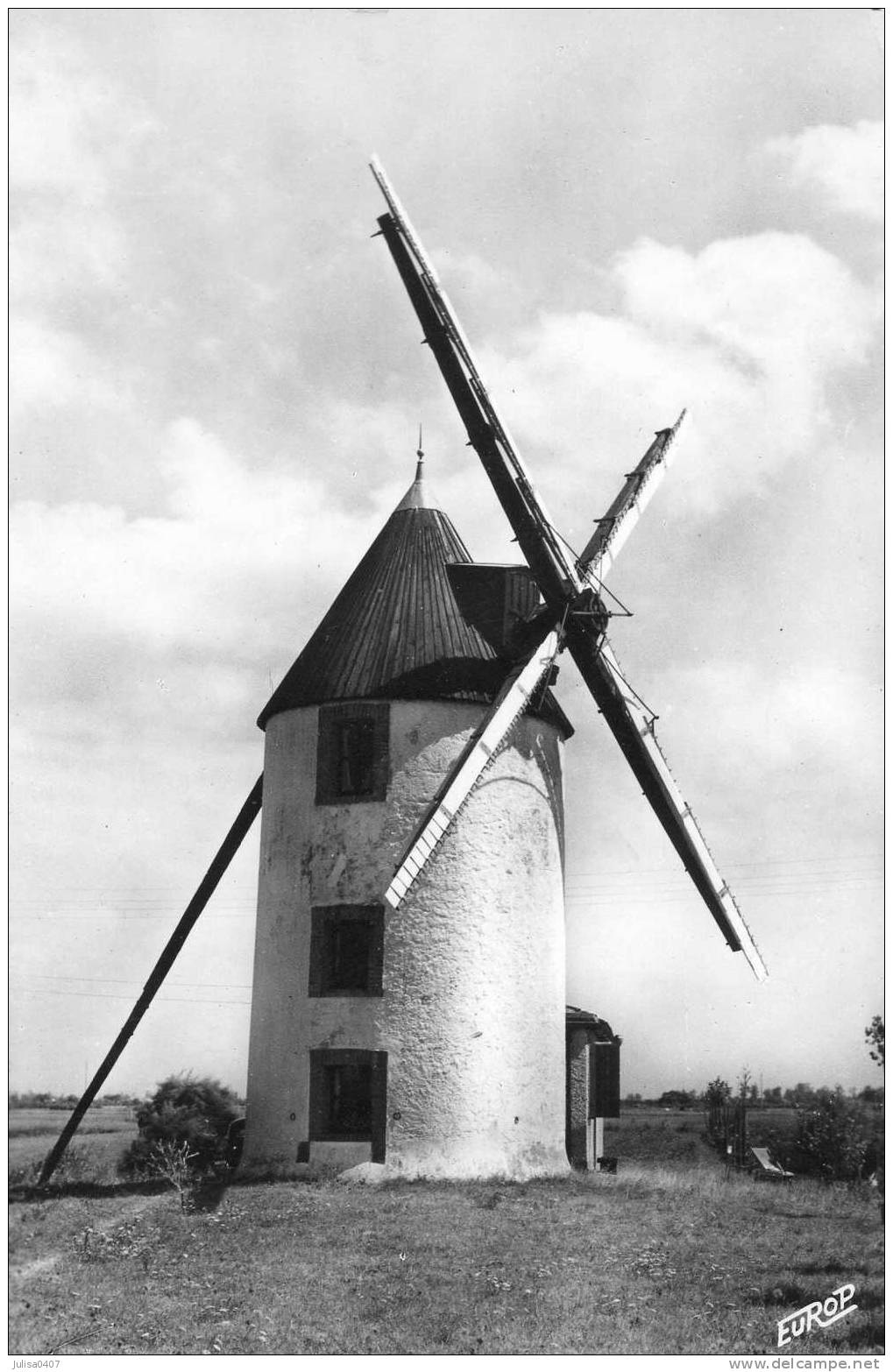 SAINT JEAN DE MONTS (85) Moulin à Vent Route De Beauvoir - Saint Jean De Monts