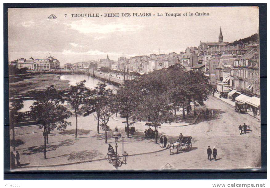 Trouville, La Touque Et Le Casino - Trouville