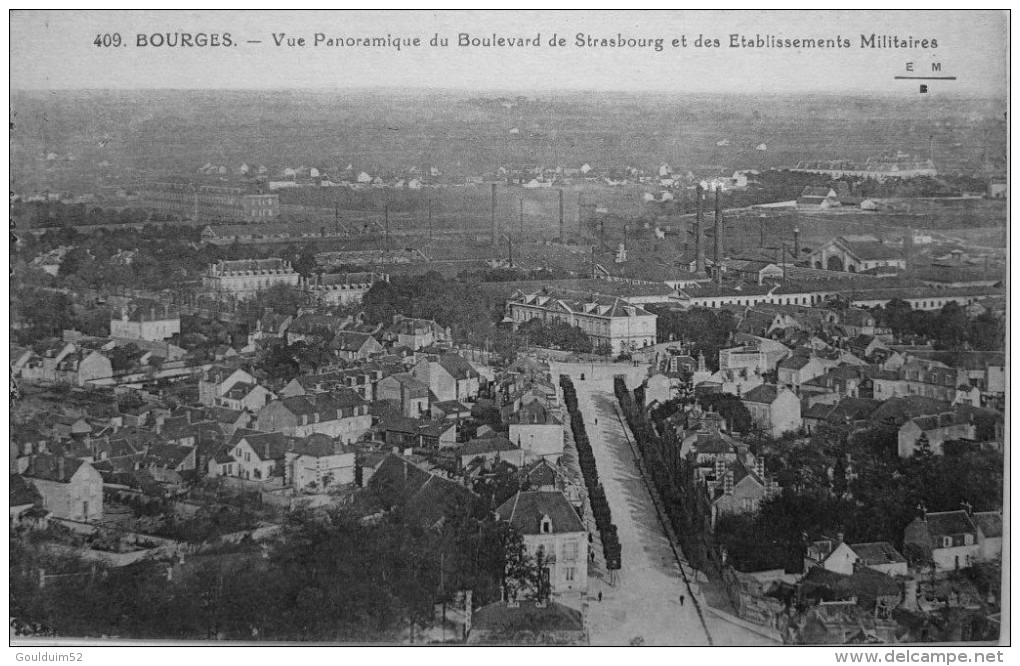 Vue Panoramique Du Boulevard De Strasbourg Et Des établissements Militaires - Bourges