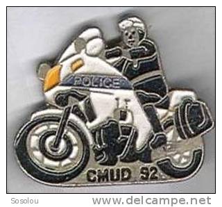 Cmud 92 Police, Le Motard - Polizia