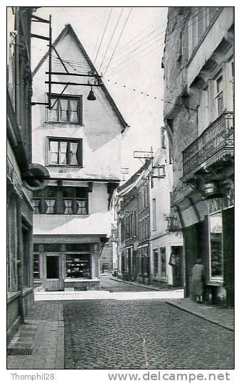 DIEST - Hoek Guido Gezellestraat - Carte Petit Format, 2 Scans - Diest