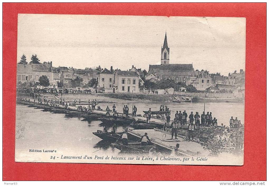 CHALONNES SUR LOIRE - Lancement D'un Pont De Bateaux Par Le Génie ( Militaires ) - Chalonnes Sur Loire