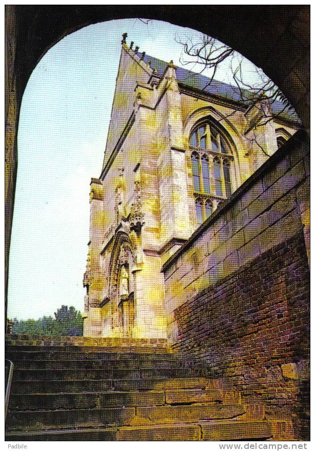 Carte Postale 80. Poix  La Montée De L'église Trés Beau Plan - Poix-de-Picardie