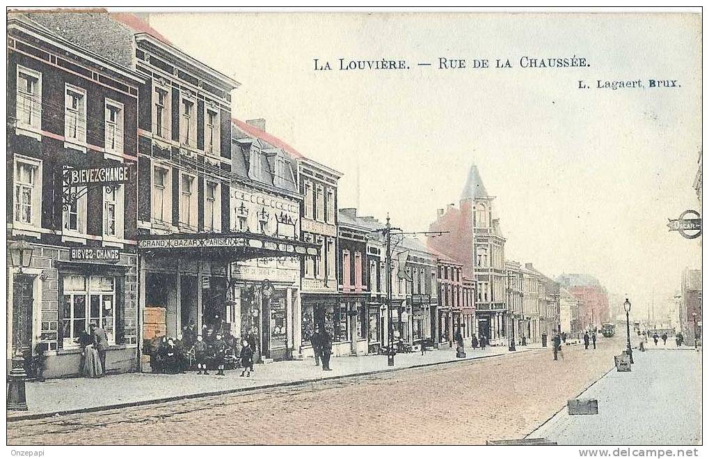 LA LOUVIÈRE - Rue De La Chaussée - La Louviere