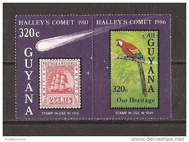 Guyana: 1422/ 1423 **  Perroquet Et Bateau - Pappagalli & Tropicali