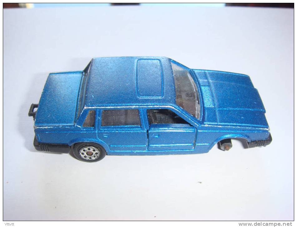 MAJORETTE, 1/61, N° 230 : VOLVO 760 GLE, N° 291 (Pour Rénovation Ou Pièces Détachées) - Majorette