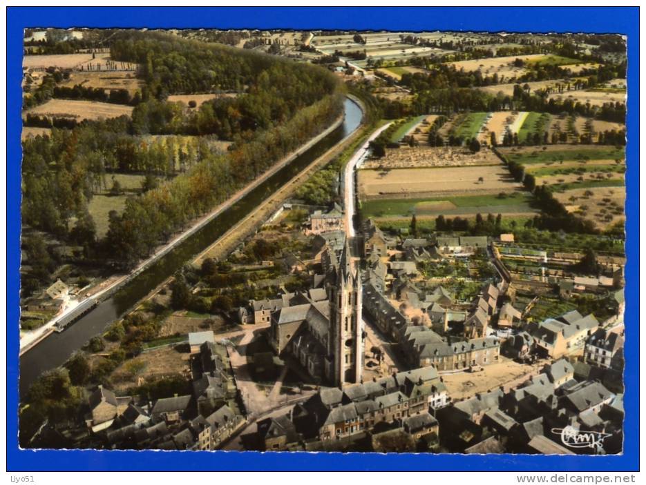 Evran  Côtes D'Armor   Vue Aérienne Du Centre Et Le Canal    Gde Dentelée : Couleurs  - Bon état - - Evran