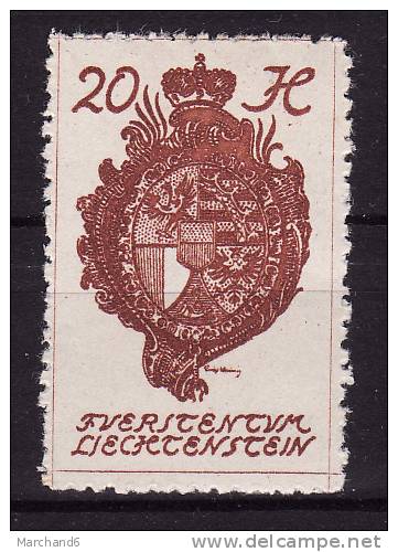 LIECHTENSTEIN.N°28.ARMOIRIES.    *neuf Et Charnière Avec Papier Amincie Causse De Charnière Arraché - Unused Stamps