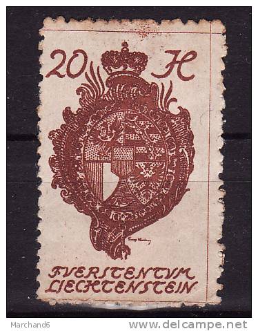 LIECHTENSTEIN.N°28.ARMOIR IES.     *neuf Et Charnière Avec Papier Collé Dos Trace Rousseur - Unused Stamps