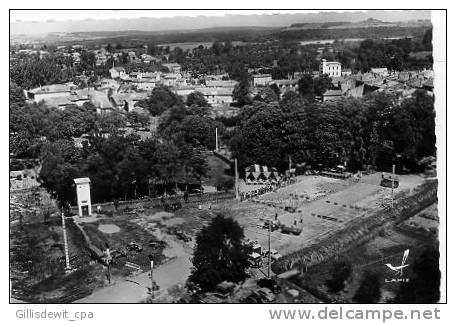 - DOMPAIRE - La Place De La Fête - Dompaire