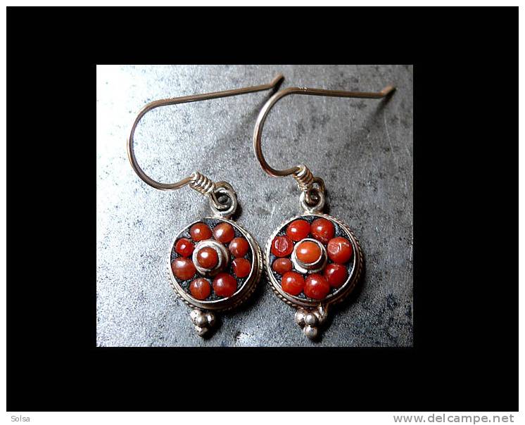 Très Mignonnes Boucles D'oreille Argent Du Népal / Silver And Coral Contemporary Earings From Nepal - Earrings