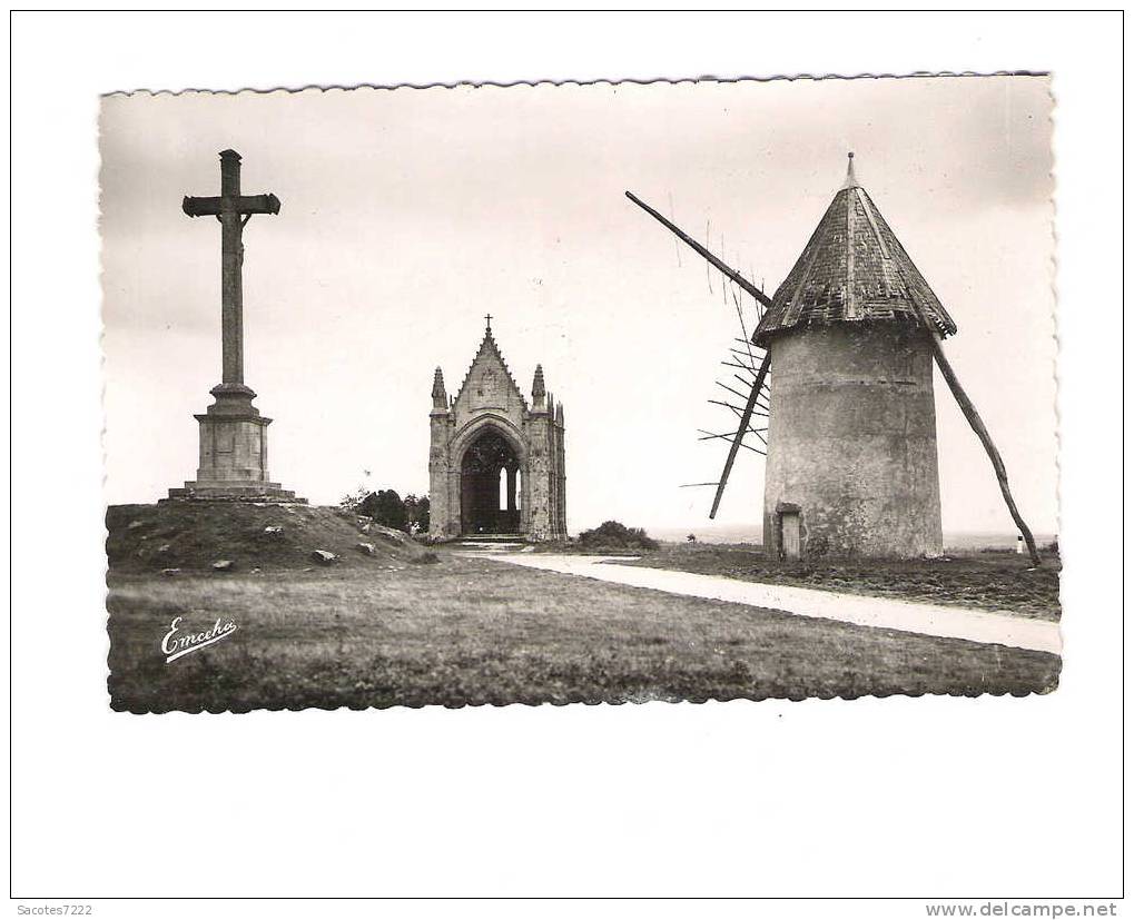 LES HERBIERS - VIEUX MOULIN DU MONT DES ALOUETTES (Moulin à Vent) - Les Herbiers