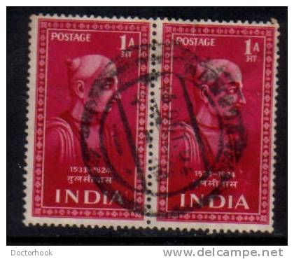 INDIA   Scott #  238  F-VF USED Pair - Used Stamps