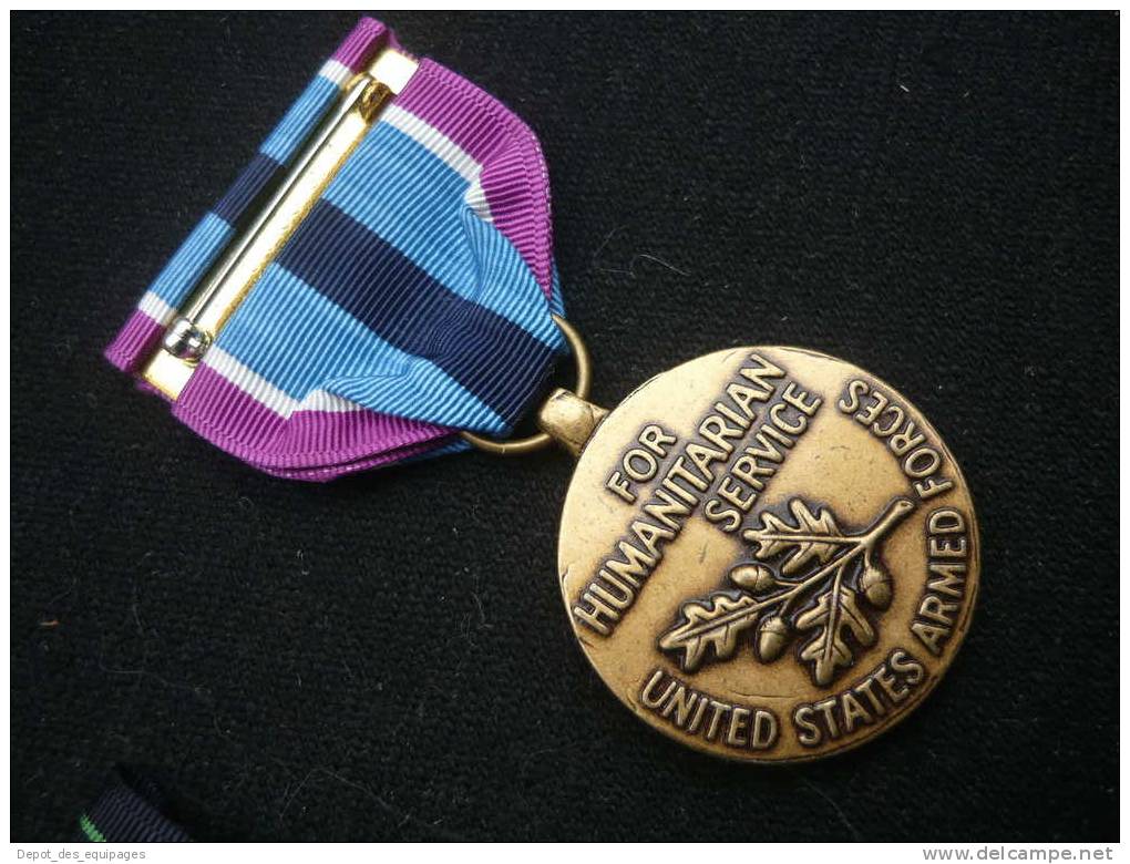 USA  : MEDAILLE  FOR HUMANITARIAN SERVICE   état Neuf - Etats-Unis