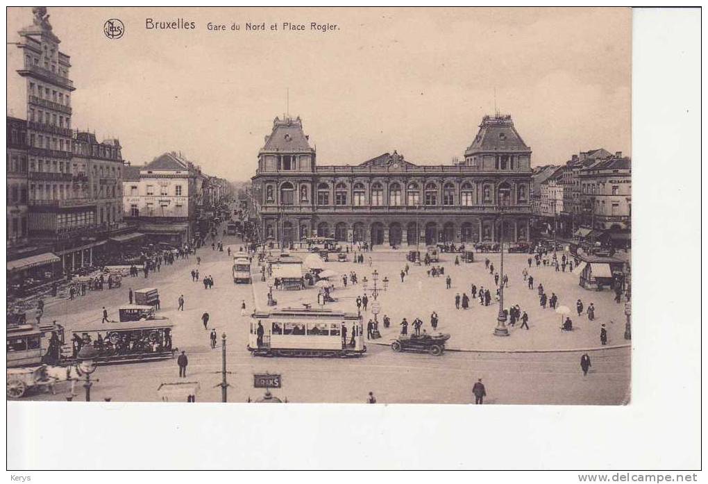 Gare Du Nord Et Place Rogier , Trams, Charrette,très Animée - Transport Urbain En Surface