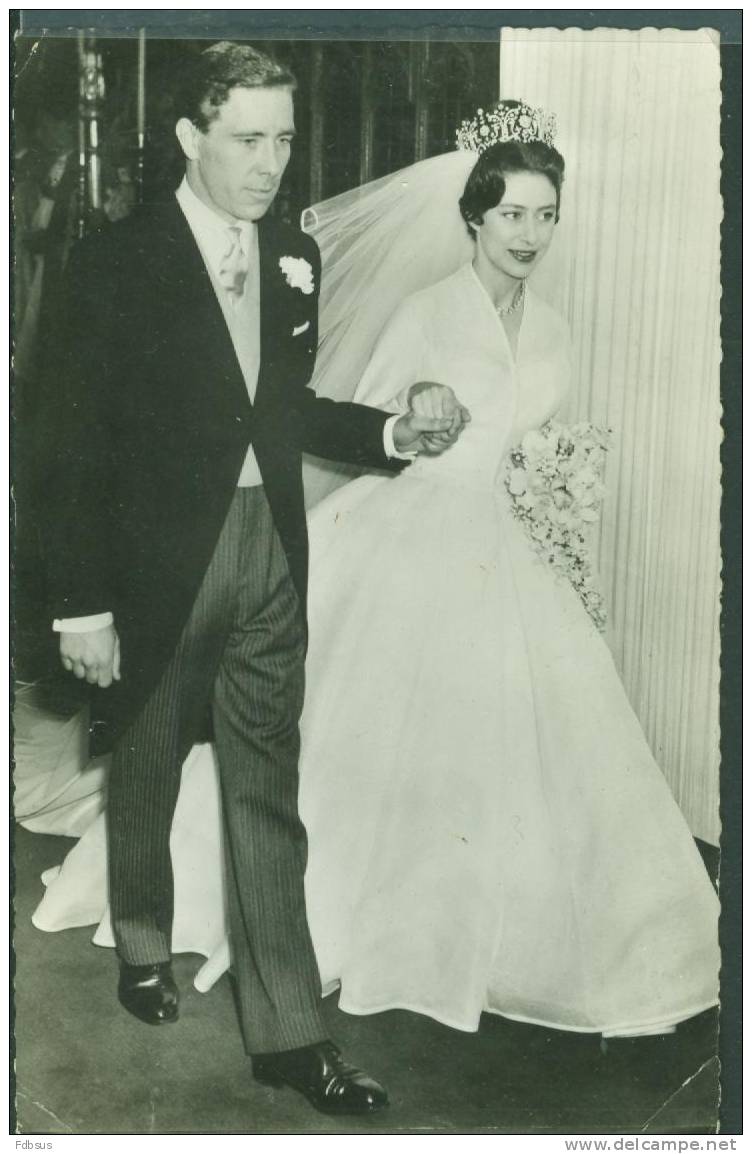 1960 CARD PRINCESS MARGARET MARRIAGE - Familles Royales