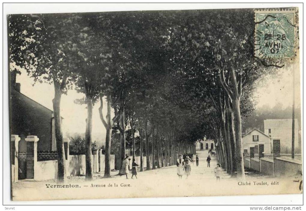 VERMENTON. - Avenue De La Gare - Vermenton