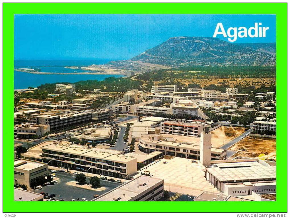 AGADIR, MAROC  - VUE AÉRIENNE SUR LA PLACE DE LA MOSQUÉE - - Agadir