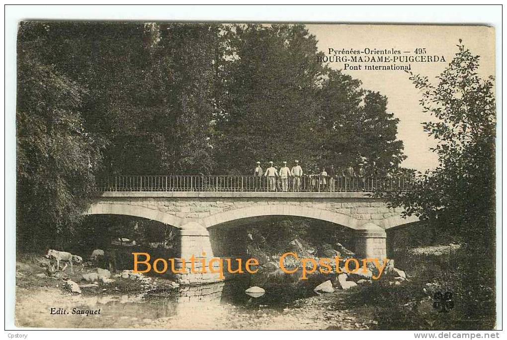 DOUANES - Pont Frontière Avec Poste De Douane & Douanier à Bourg  Madame - Dos Scané - Douane