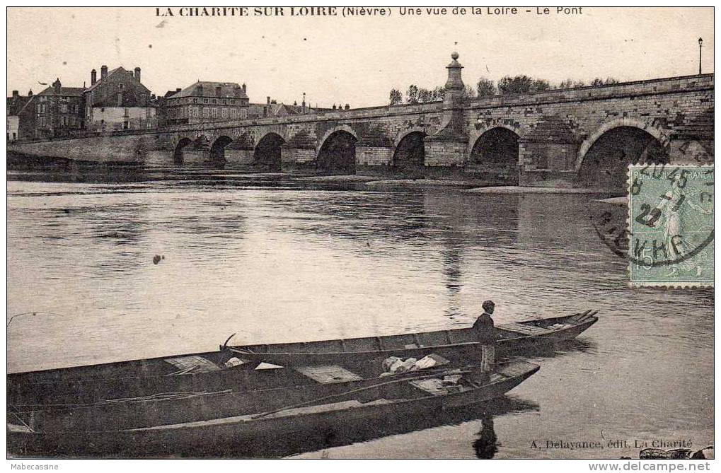 La Charité Sur Loire Une Vue De La Loire Le Pont Bateaux - La Charité Sur Loire