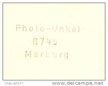 Marburg (Allemagne) : Le Terrain De Sport Et Vue Sur Les Montagnes  Environ 1950 (animée) PHOTO RARE. - Marburg