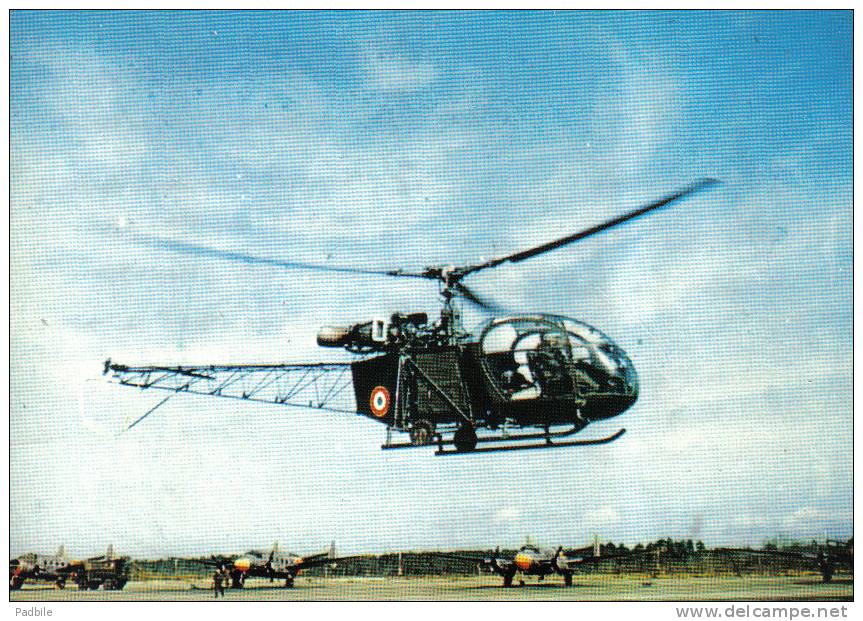 Carte Postale  Aviation Hélicoptère  Alouette II  De L'Armée De L'Air Trés Beau Plan - Parachutting