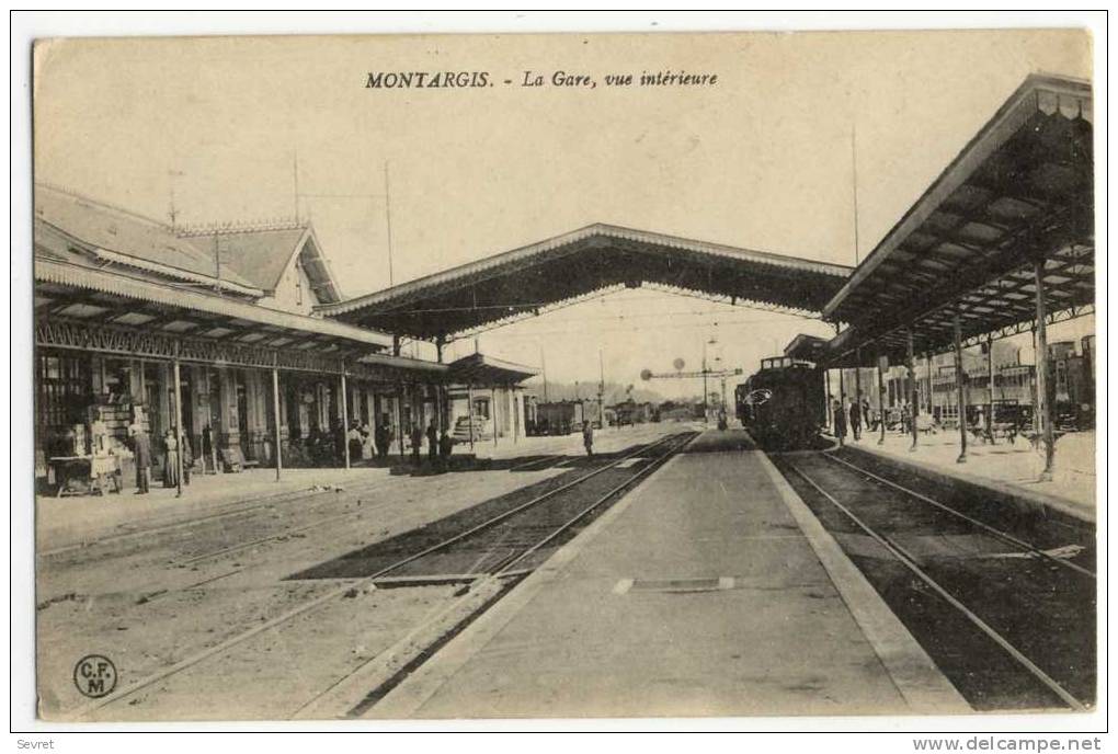 MONTARGIS - La Gare , Vue Intérieure. - Montargis