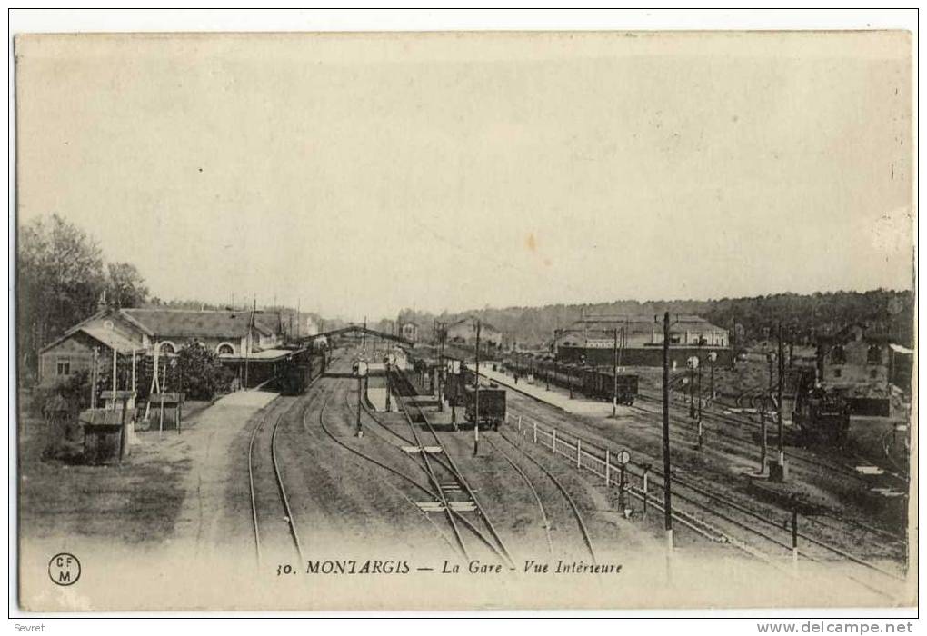 MONTARGIS - La Gare , Vue Intérieure. - Montargis