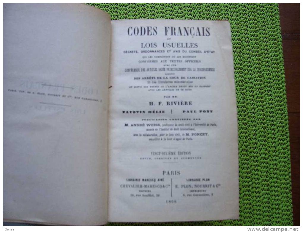 CODES FRANCAIS ET LOIS USUELLES PAR HF RIVIERE   °°  1898 - Rechts