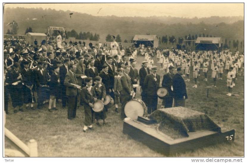 Carte-photo D´une Fête De Gymnastique Avec Fanfare ( Région Namur, Dinant . ??? ) - 1 - Te Identificeren