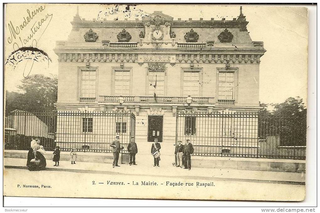 92 CPA VANVES La Mairie Façade Rue Raspail Précurseur Animée - Vanves