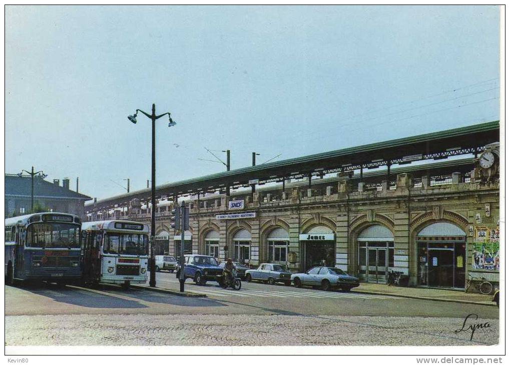 93 VILLEMONBLE La Gare Cp Couleur - Villemomble