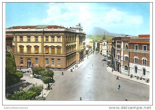 39653)cartolina Di Benevento-piazza IV Novembre-viaggiata - Benevento